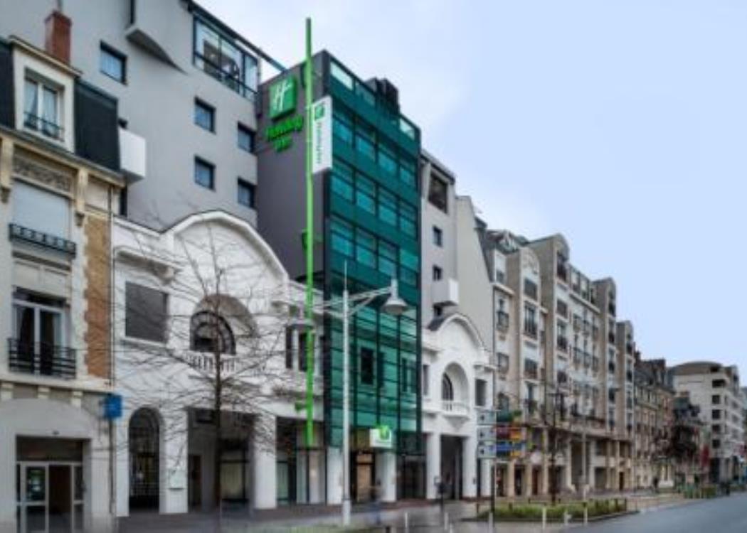 Facade_Hotel_Holiday_Inn_Reims_Centre.jpg